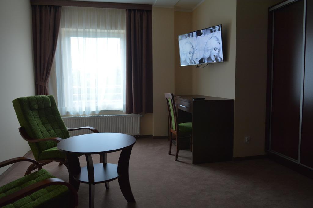 Gosciniec Pan Tadeusz II Hotel Giżycko Værelse billede